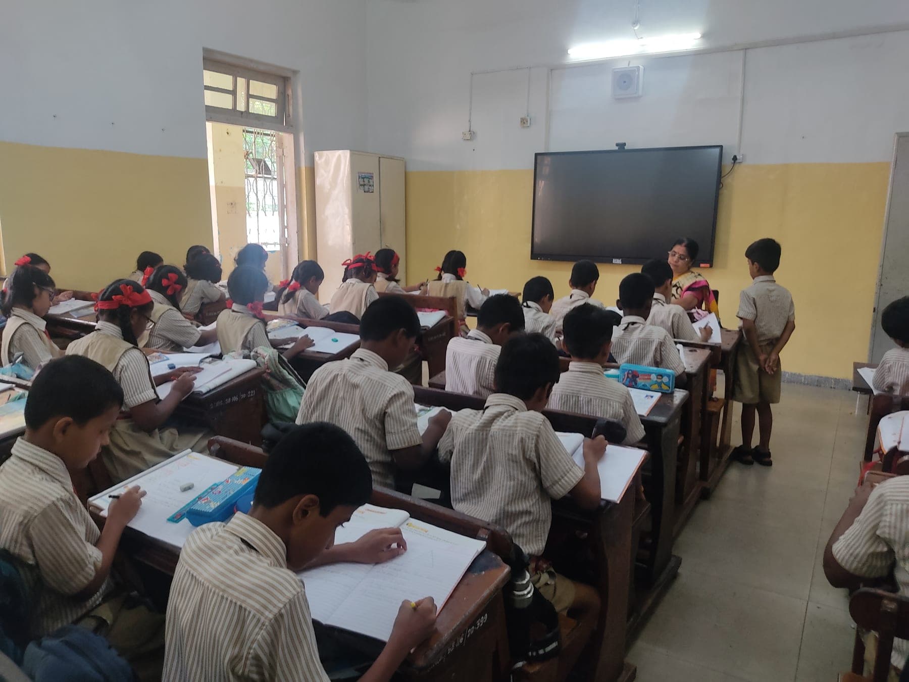 Classroom and campus images at SIWS Primary School, Matunga campus.